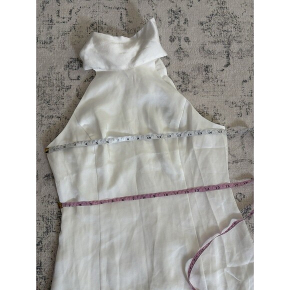 Elegant White Halter Dress - Picture 6 of 10